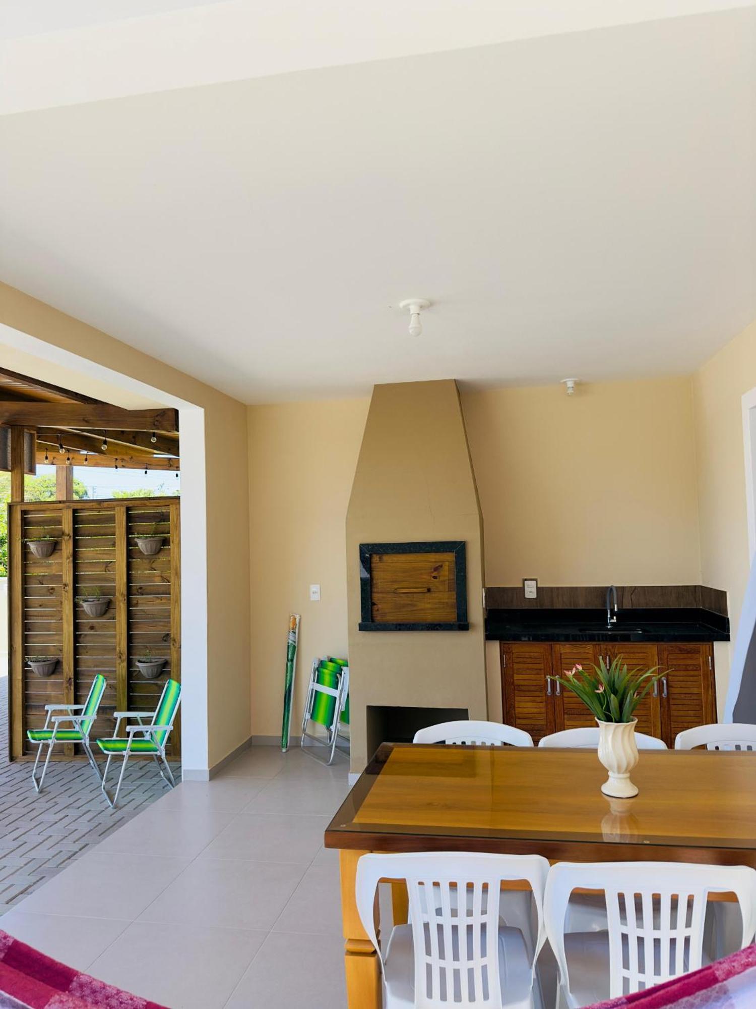 Casa Na Praia Em Sc Com Wi-Fi E Churrasqueira بينيرا المظهر الخارجي الصورة