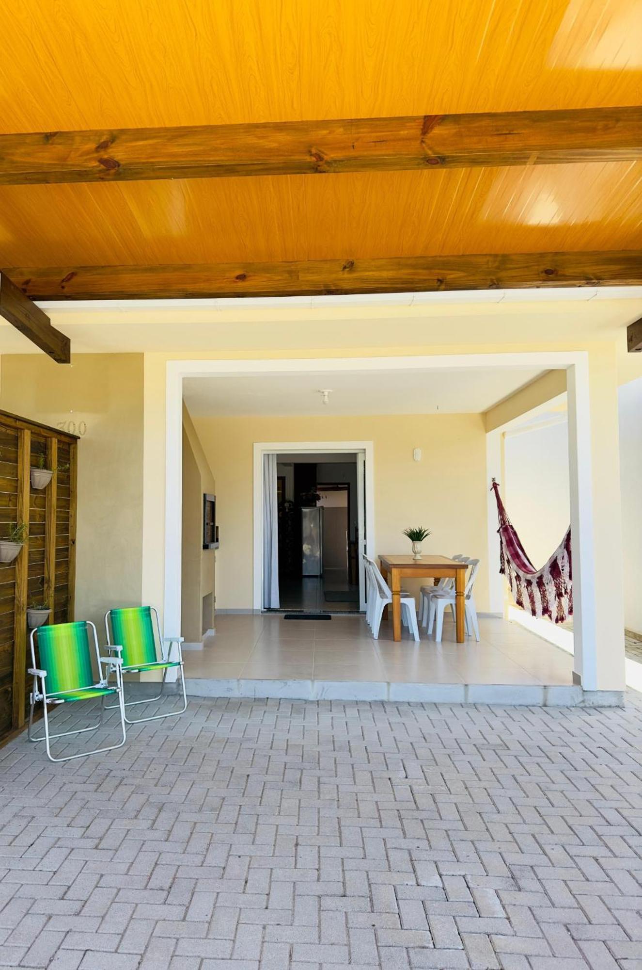 Casa Na Praia Em Sc Com Wi-Fi E Churrasqueira بينيرا المظهر الخارجي الصورة