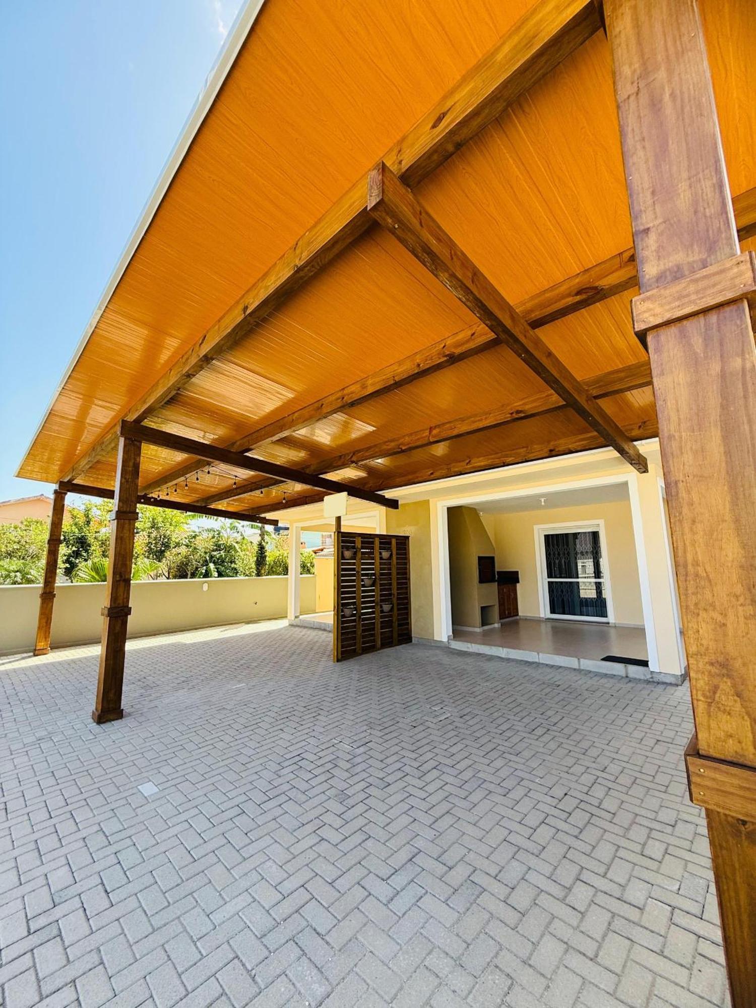 Casa Na Praia Em Sc Com Wi-Fi E Churrasqueira بينيرا المظهر الخارجي الصورة