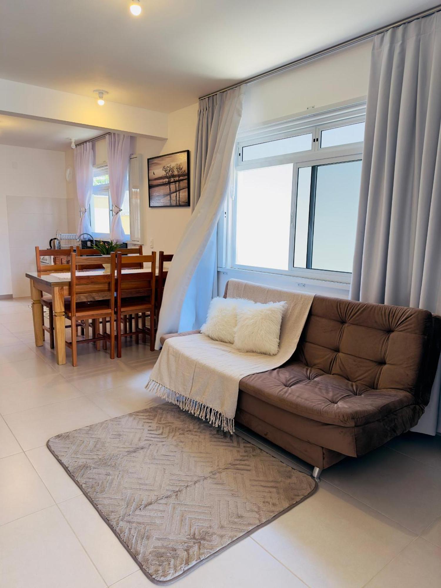 Casa Na Praia Em Sc Com Wi-Fi E Churrasqueira بينيرا المظهر الخارجي الصورة